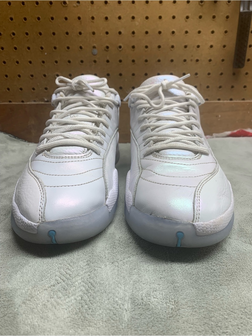 Jordan 12 Easter, Size 11